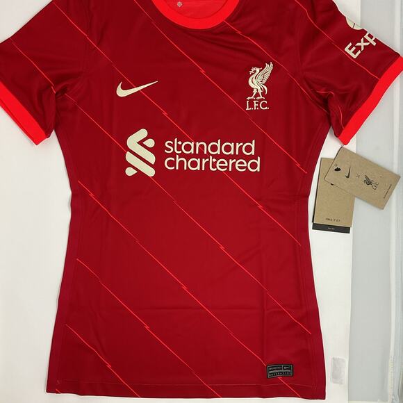 Nike Liverpool FC 2021 Home Soccer Jersey Red Women Size XS DB2539-688 Authentic - Picture 1 of 6